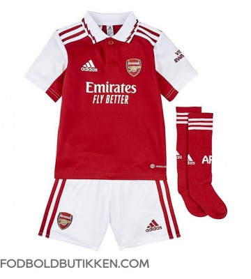 Arsenal Benjamin White #4 Hjemmebanetrøje Børn 2022-23 Kortærmet (+ Korte bukser)